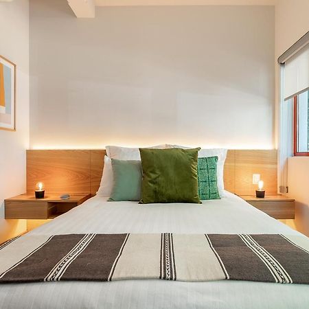 Beautiful New, Modern Condo In La Condesa! Мехико Экстерьер фото